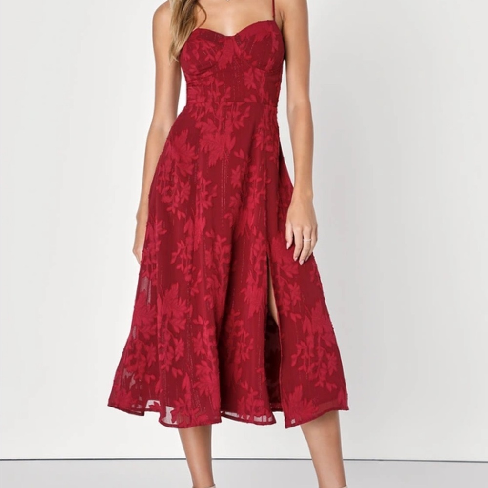 NWT Lulus Burgundy midi dress